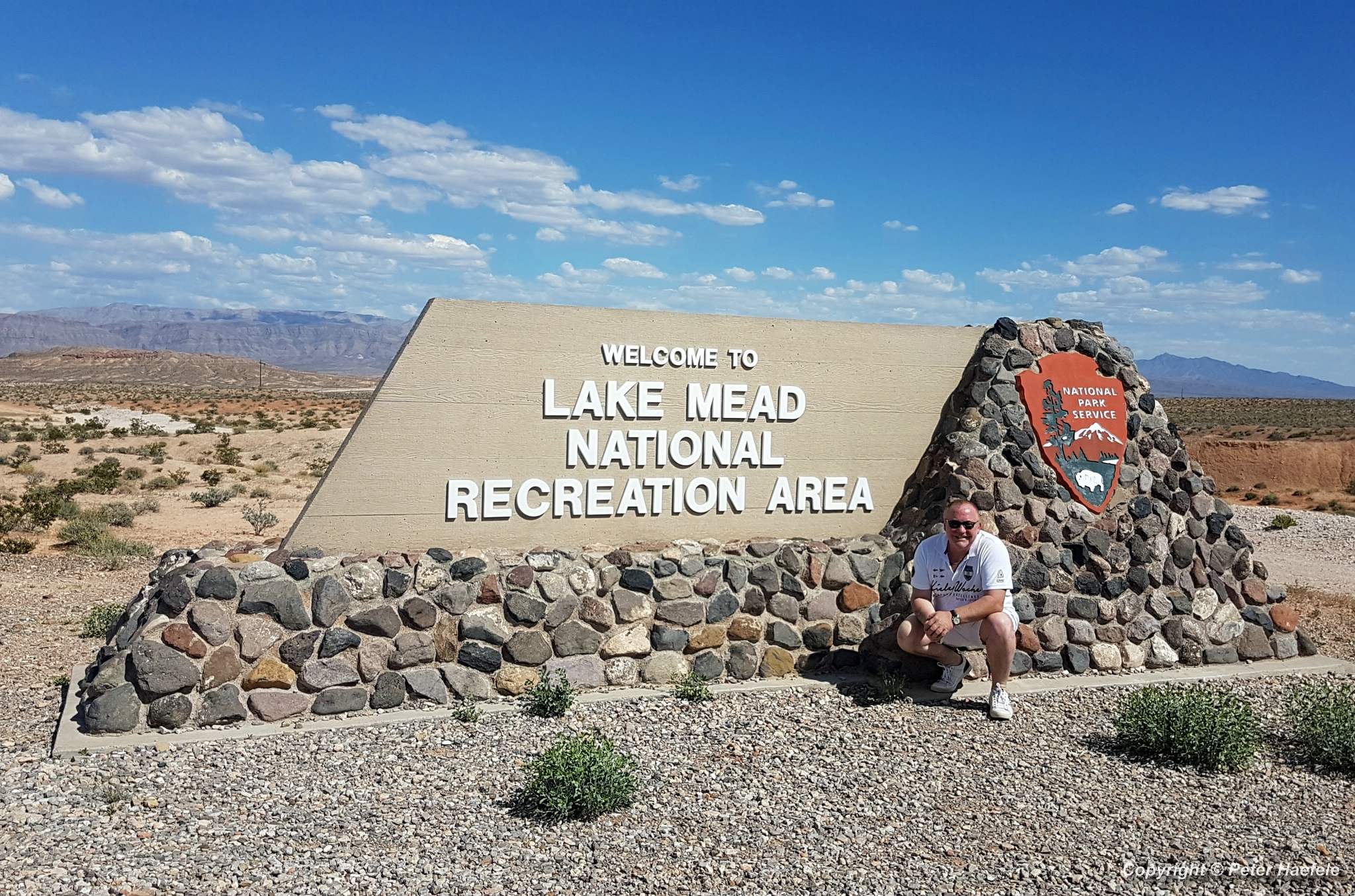 Roadtrip USA - Welcome to Lake Mead National Recreation Area - Nevada